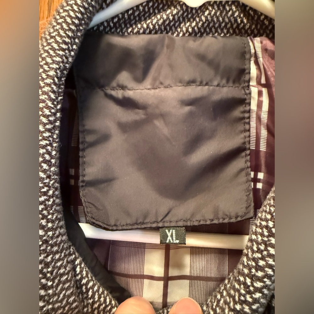 Men's Quilted Button Down Jacket. - image 3